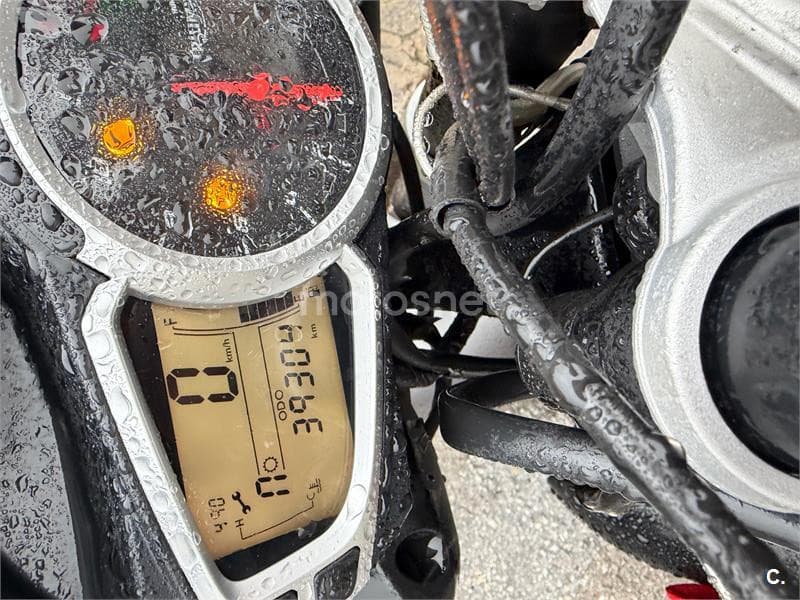 Triumph Street Triple R – Vista 1