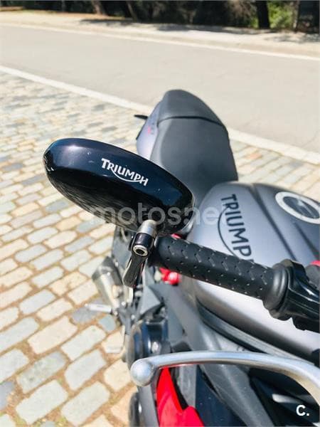 Triumph Street Triple R – Vista 5
