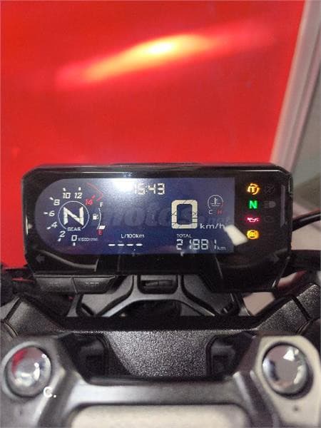 Honda CB 650 R – Vista 5