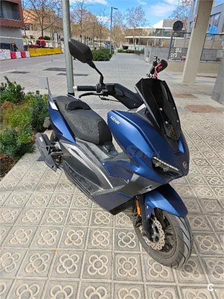 Keeway Vieste 125 1800 € 2024 Barcelona - 4