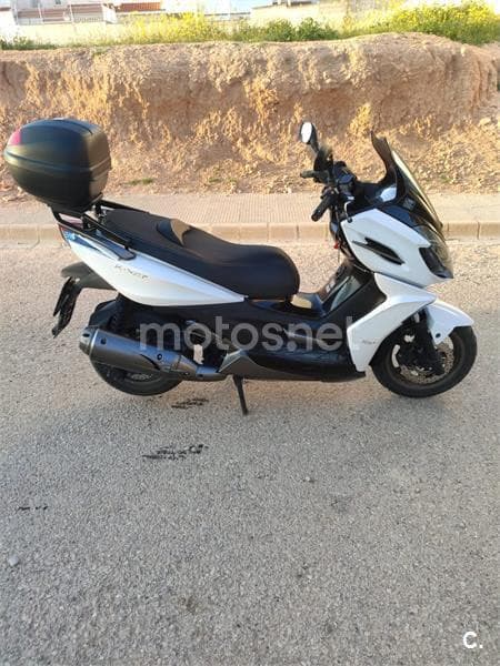 Kymco K-XCT 125i – Vista 4