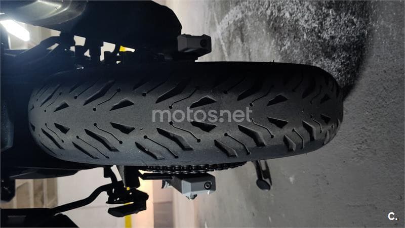 Suzuki V-Strom 650 XT ABS – Vista 11