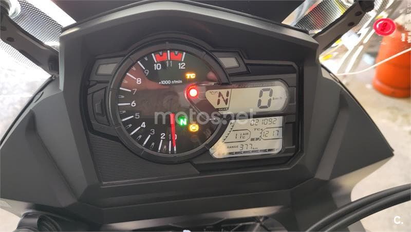 Suzuki V-Strom 650 XT ABS – Vista 3