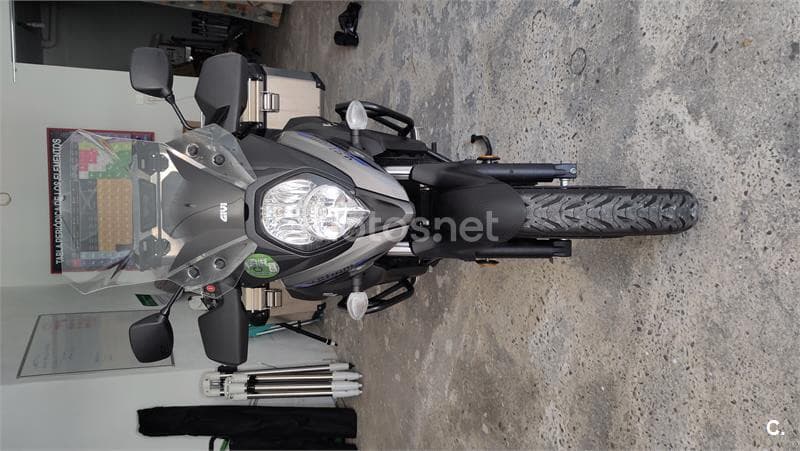 Suzuki V-Strom 650 XT ABS – Vista 9