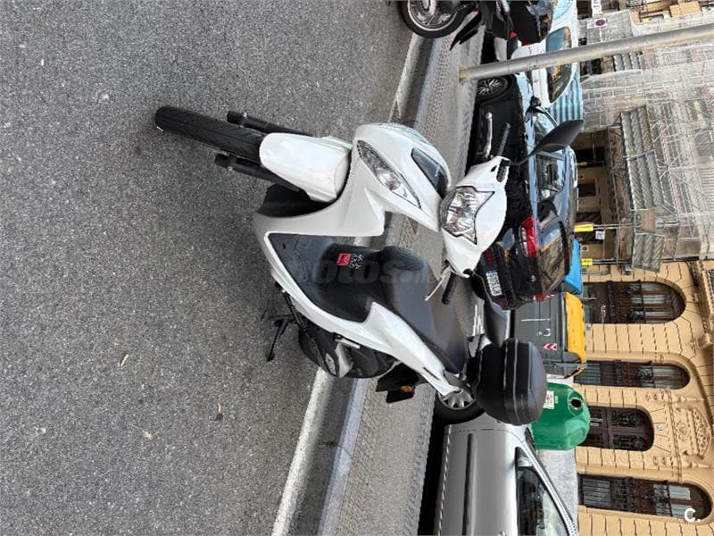 Honda Vision 110 – Vista 1