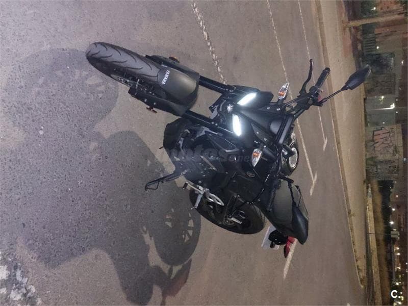 Yamaha MT-125 – Vista 3