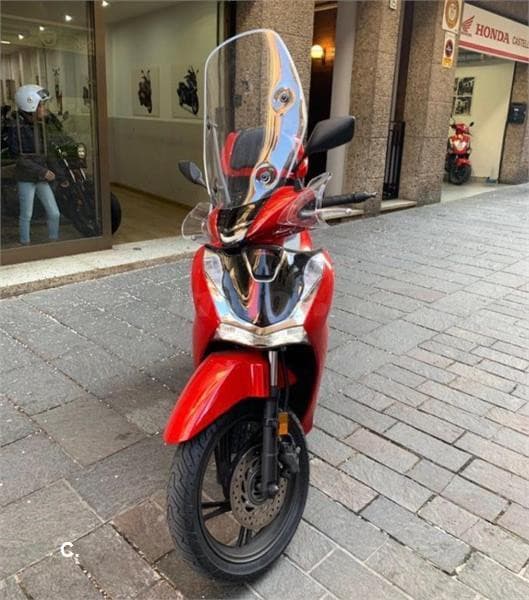 Honda SH125i – Vista 3