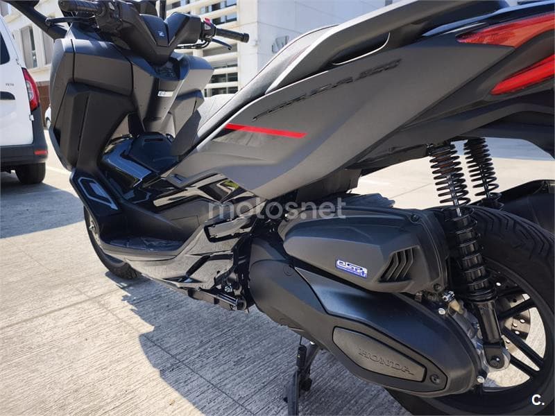 Honda Forza 350 – Vista 3