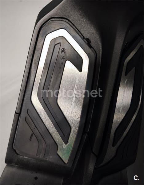 Honda Forza 350 – Vista 7