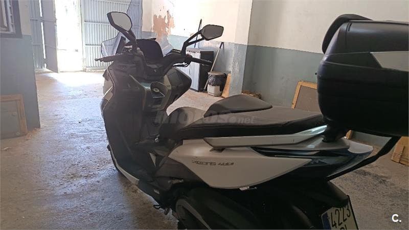 Kymco Xciting 400i – Vista 5
