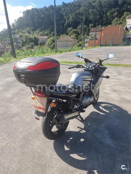 Suzuki GS 500F – Vista 3