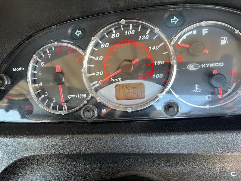 Kymco Xciting 500 – Vista 3