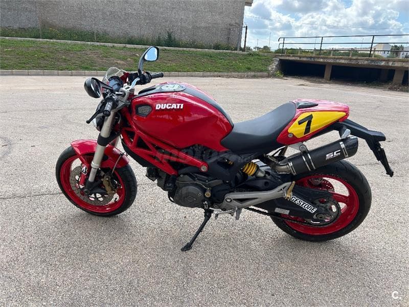 Ducati Monster 696 – Vista 7