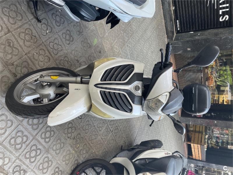 Keeway Logik 125 950 € 2018 Barcelona - 3