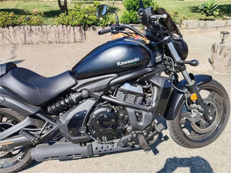 Kawasaki Vulcan S – Vista 3