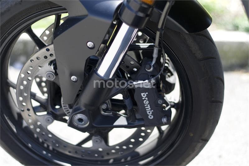 BMW F 900 R – Vista 11