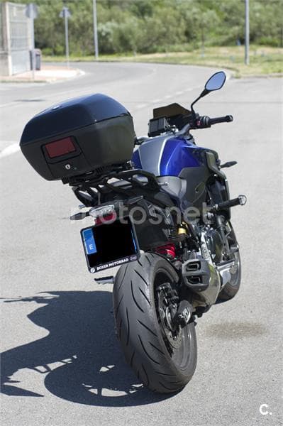 BMW F 900 R – Vista 4