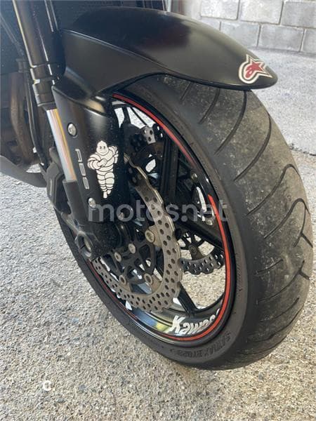 Kawasaki Z 1000 – Vista 1