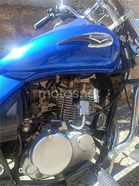 Kawasaki Eliminator BN 125 – Vista 2