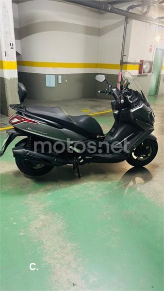 Kymco Super Dink 350i – Vista 3