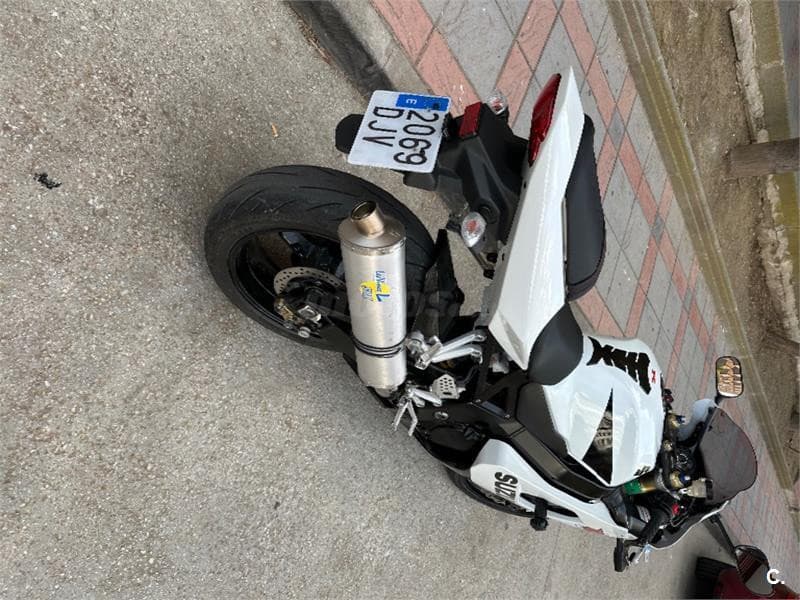 Suzuki GSX R600 – Vista 3