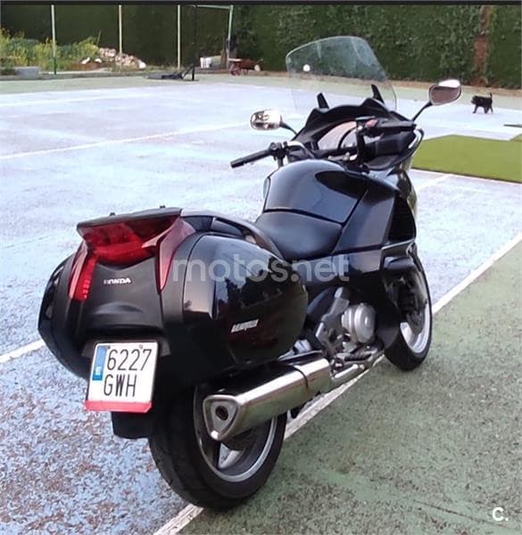 Honda NT 700 V Deauville – Vista 3