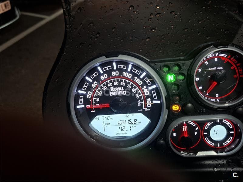 Royal Enfield Himalayan 410 – Vista 4