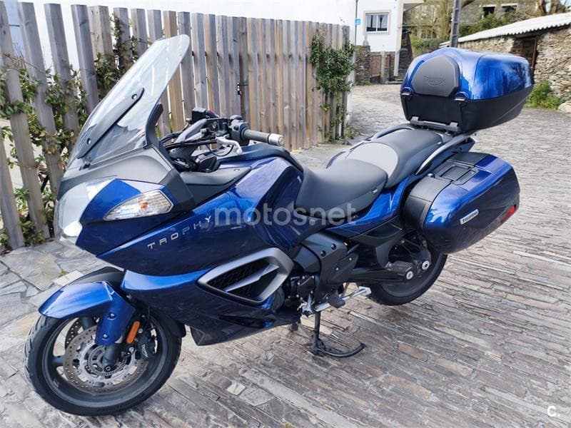 Triumph Trophy 1200 – Vista 1