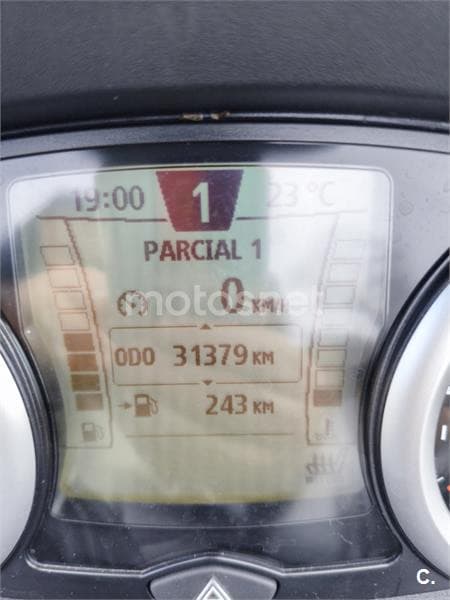 Triumph Trophy 1200 – Vista 15