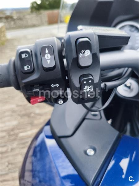 Triumph Trophy 1200 – Vista 17