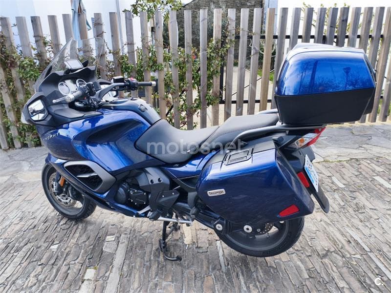 Triumph Trophy 1200 – Vista 4