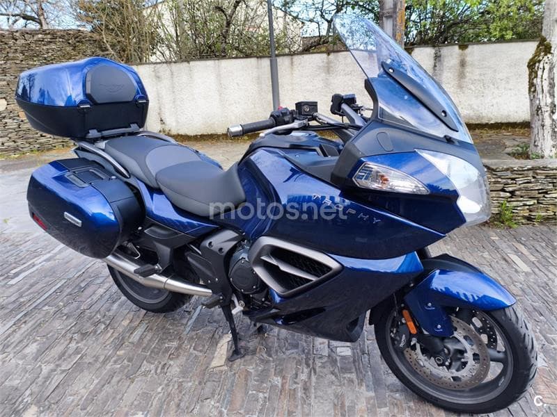 Triumph Trophy 1200 – Vista 9