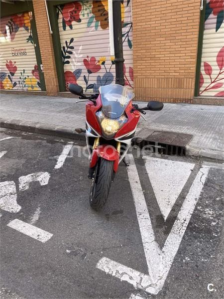Honda CBR 600F – Vista 4