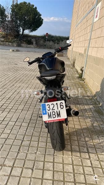 Yamaha MT-125 – Vista 6