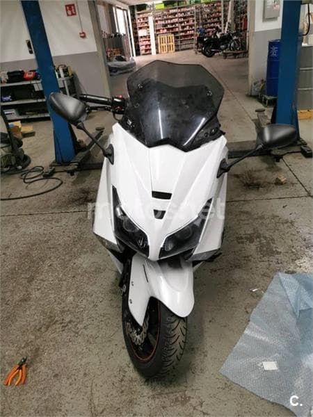 Yamaha TMAX 530 – Vista 2