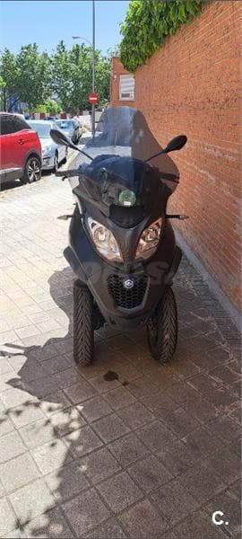Piaggio MP3 – Vista 2