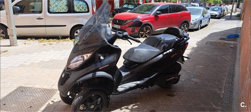 Piaggio MP3 – Vista 3