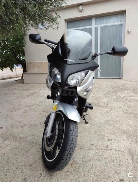 Honda CBF 600S – Vista 3