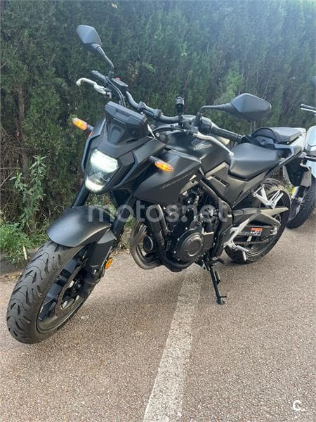 Honda CB 500 Hornet – Vista 1
