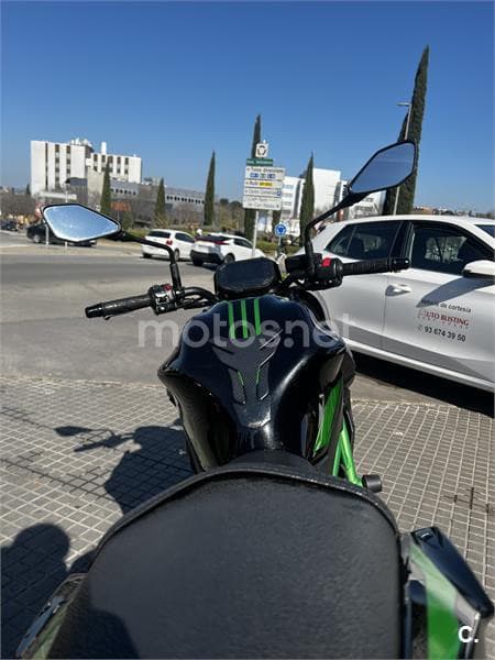 Kawasaki Z 650 – Vista 9