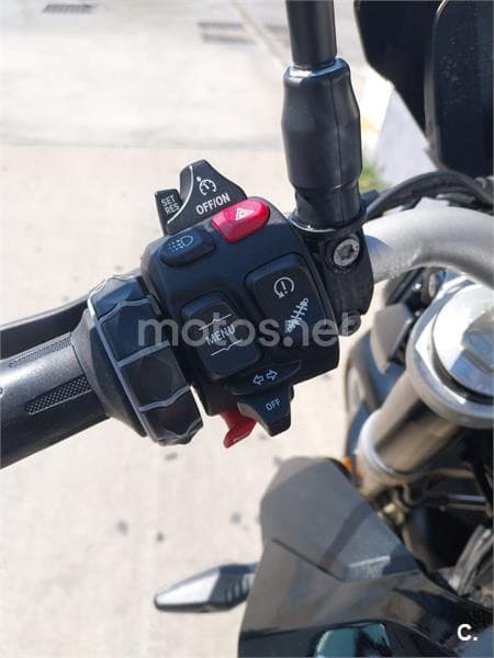 BMW F 900 R – Vista 6