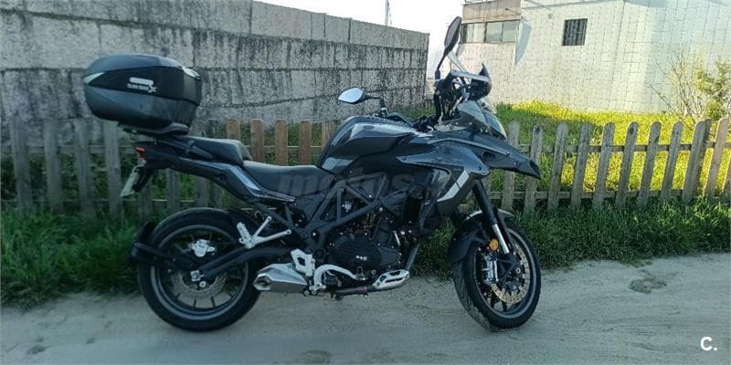 Benelli TRK 502 – Vista 1