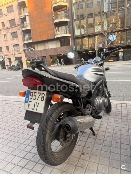 Suzuki GS 500 – Vista 3