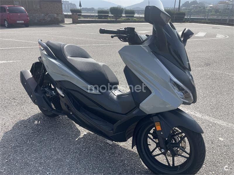 Honda Forza 125 – Vista 2