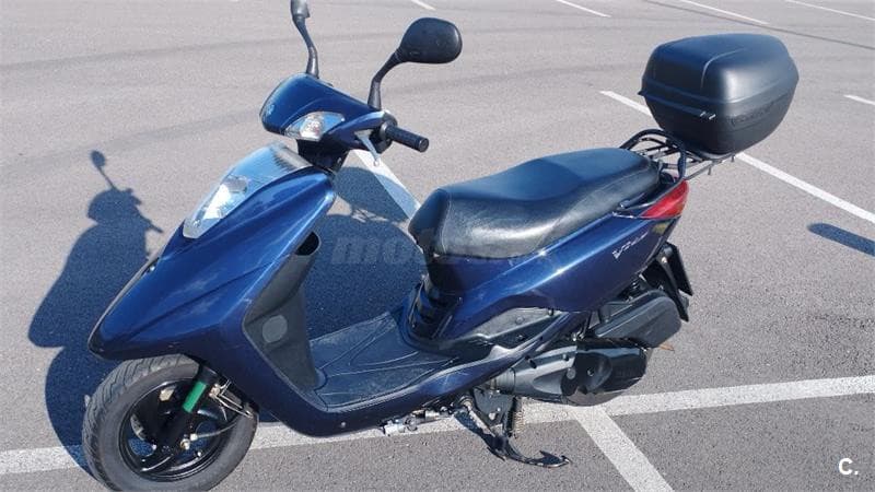 Yamaha VITY 125 – Vista 4