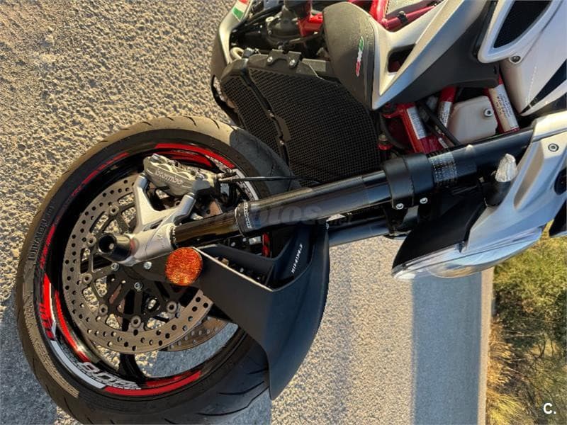 MV Agusta BRUTALE – Vista 11