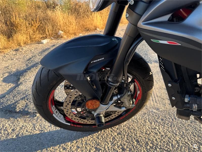 MV Agusta BRUTALE – Vista 5