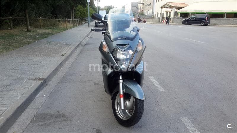 Honda Silver Wing 600 ABS – Vista 3
