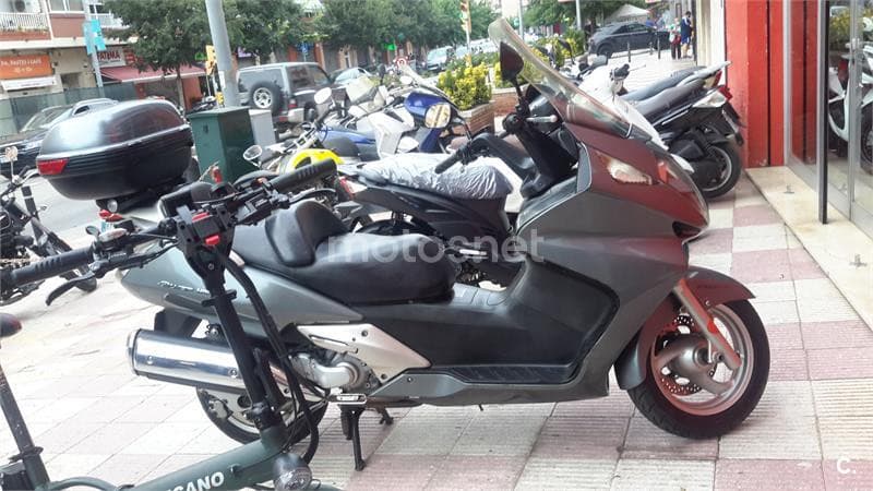 Honda Silver Wing 600 ABS – Vista 6