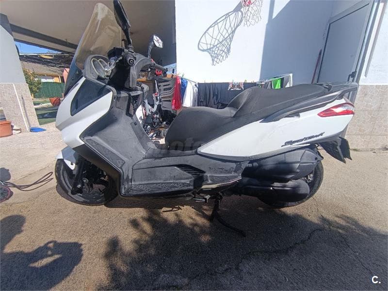 Kymco Super Dink 125i ABS – Vista 4